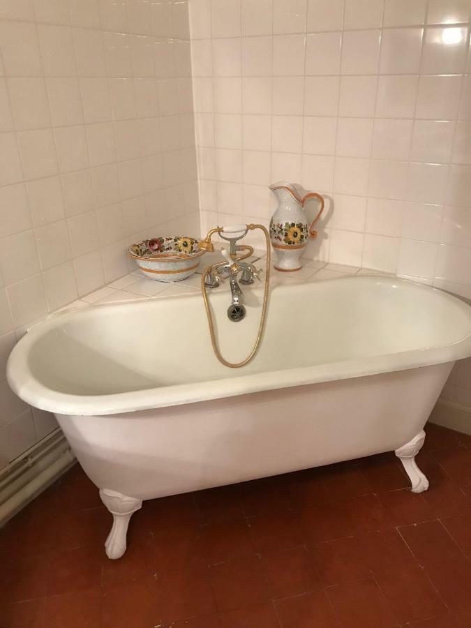 La Maison Quarante Bed and Breakfast Δωμάτιο φωτογραφία